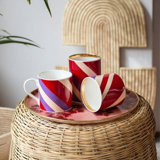 Sosa mug and pen pots in a pink flower tray from Ronko Collection.